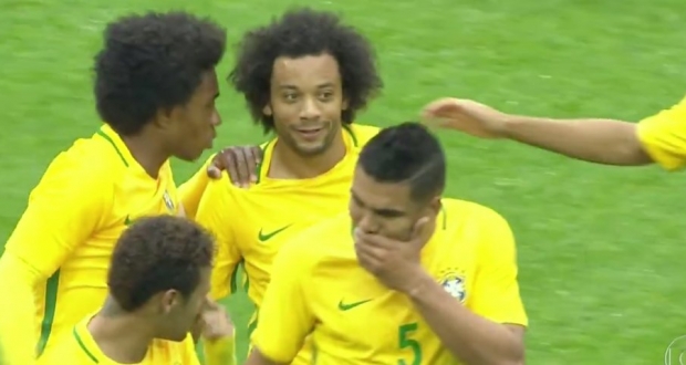 Марсело отличился за сборную Бразилии, кадр из видео