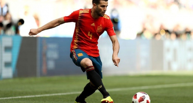 Игра в пас - сильная сторона сборной Испании, Getty Images
